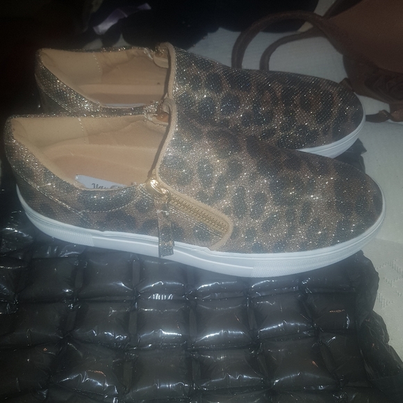 Buckle Shoes - Picture 2 of 5